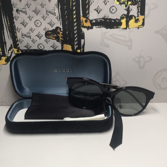 New Authentic Gucci Black Sunglasses GG0653SZ 001 - Picture 13 of 14
